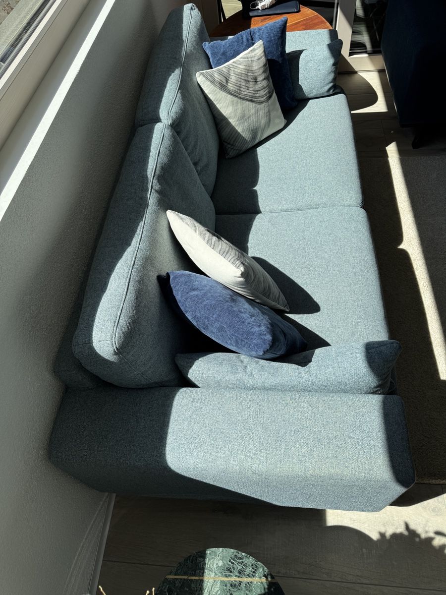 Divani: Micasa Sofa Couch Stoffsofa hellblau – Usato da Gelterkinden venduto da murattibox 3