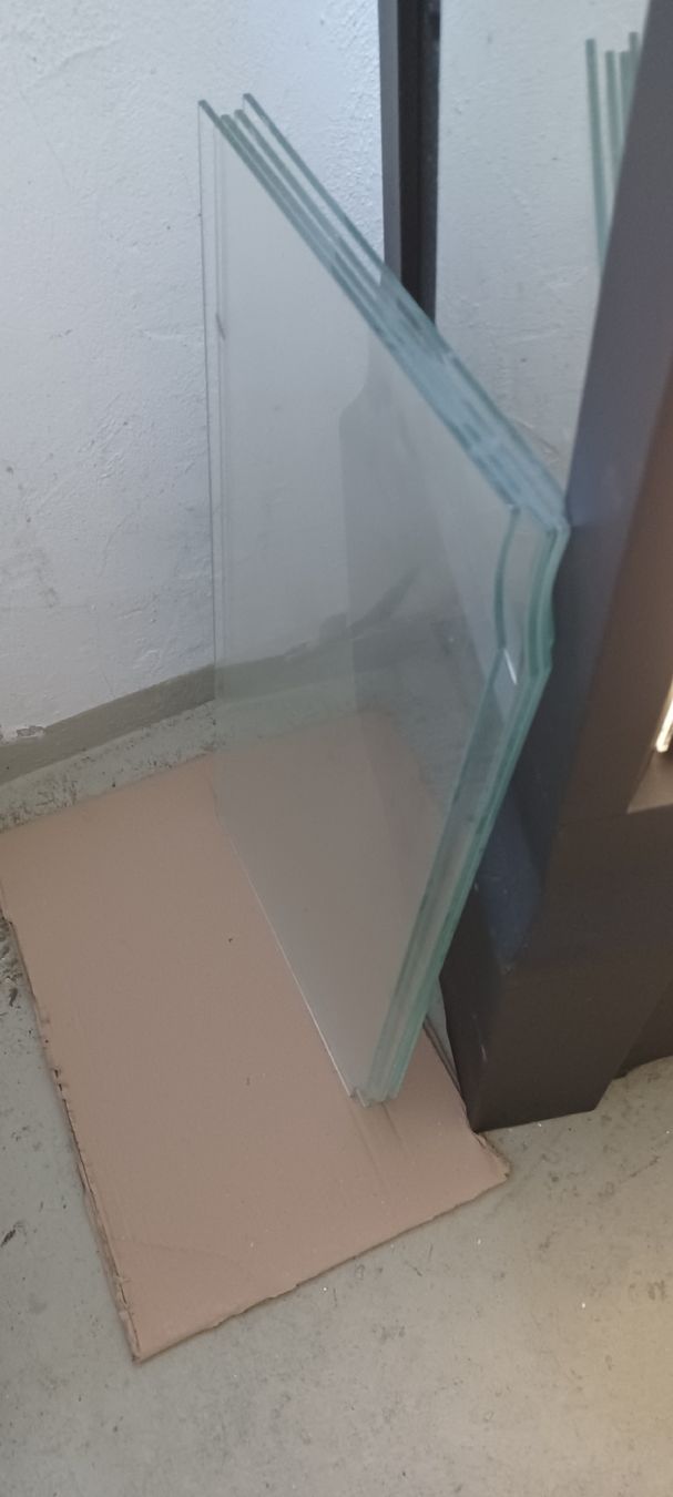 Vetrine: Mega Tower 3.1  Glasvitrine – Usato da Zihlschlacht venduto da archenoah01 1
