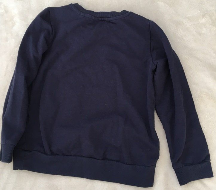 Pullover & Sweatshirts: Mädchen-Pulli (110) – Gebraucht aus Grüningen von tienda100 1