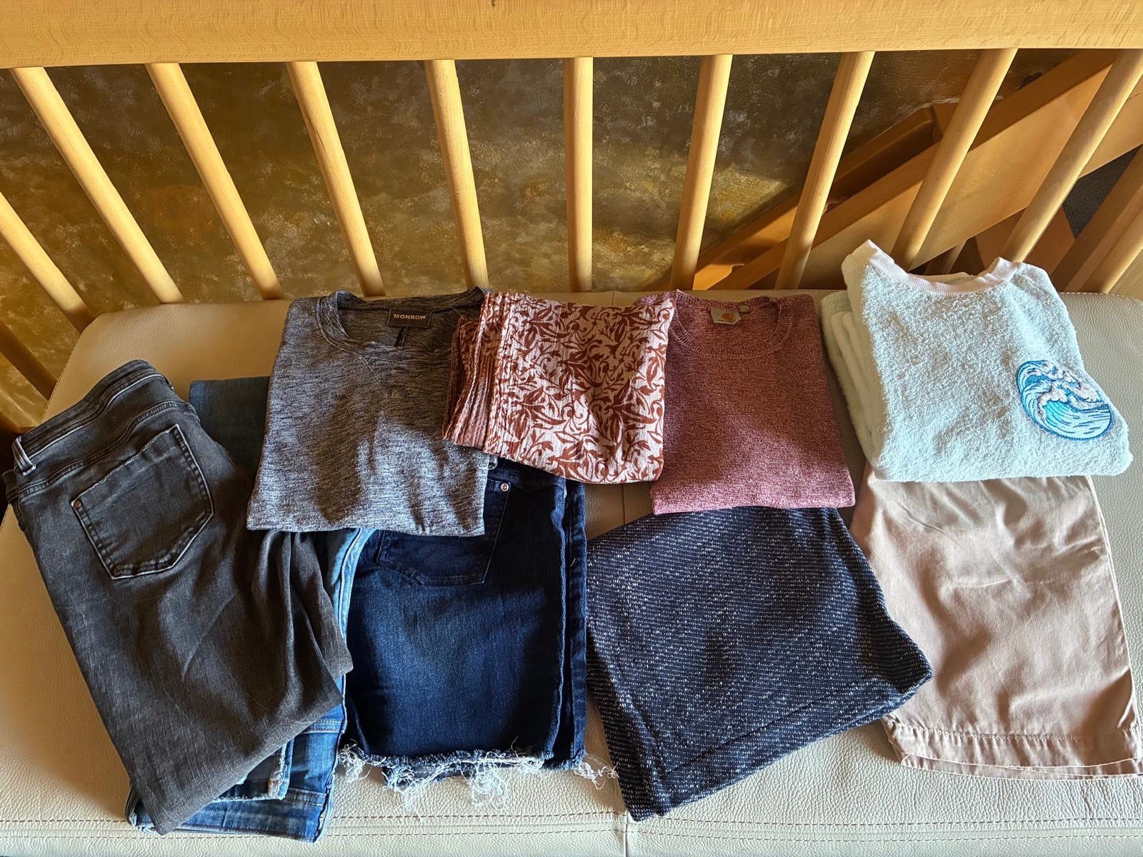 Lotti di vestiti: PACKET 9 PIECES – Usato da Rümlang venduto da har_z6qv