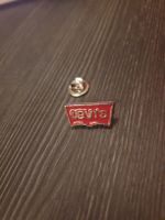Pin Lewis