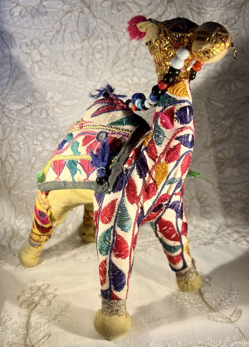 Tutte le decorazioni: Dromadaire Art Textile Rajasthan Vintage brodé main – Usato da Genève venduto da DELIRBEADS 4
