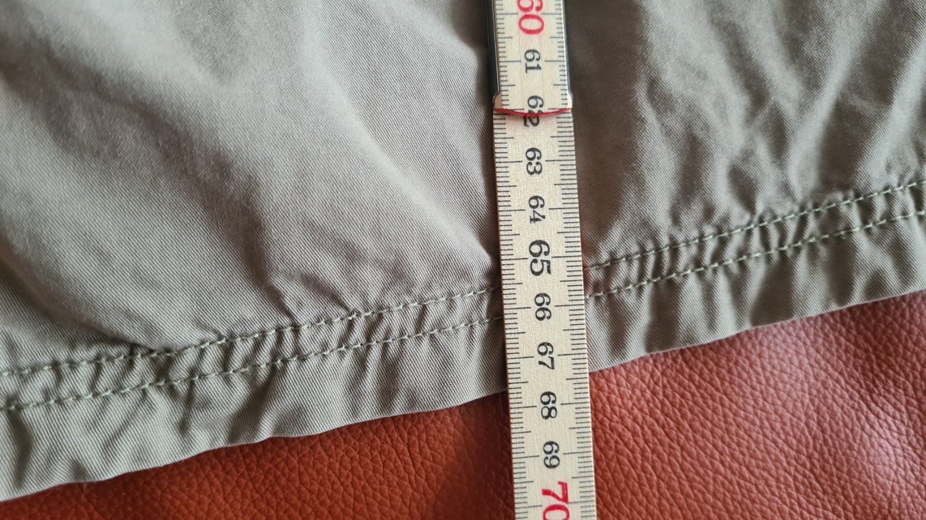 Pantaloni: Shorts Brühl Grösse 6/7 XL – Usato da Zürich venduto da Agios 7
