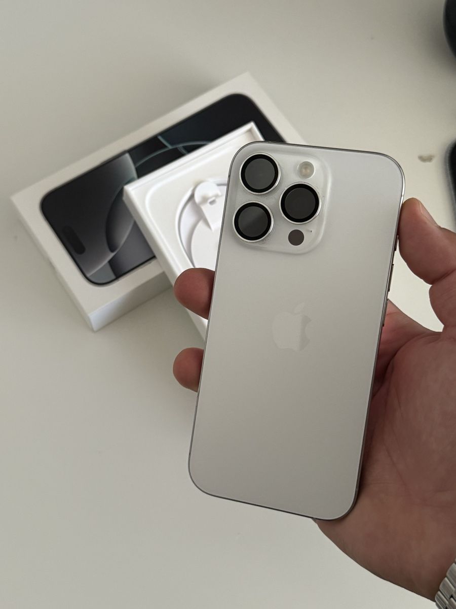 Apple Telefoni cellulari / Smartphones: iPhone 16 pro 128gb silver – Nuovo (secondo la descrizione) da Chavannes-Renens venduto da NoMoreSpace 2