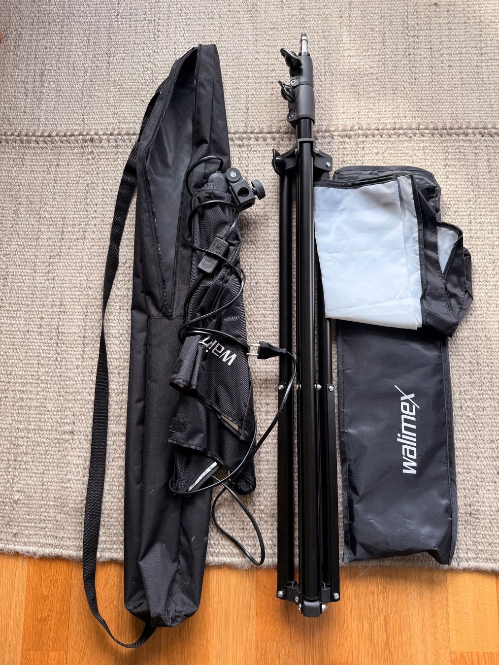 Walimex Flashs: WALIMEX Daylight Stativ inkl Softbox – Neuf (Voir description) à Zürich par Orestess 3