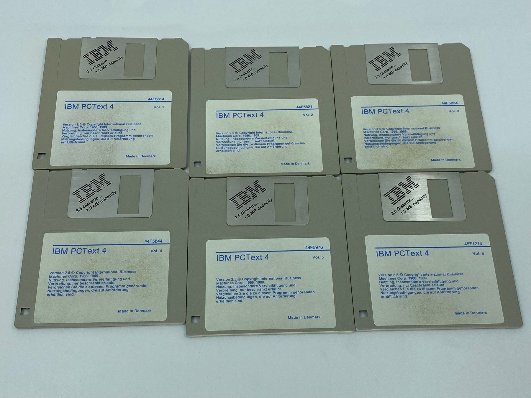 IBM Software: RAR! - IBM PCText 4 Version 2.5 – Usato da Langwiesen venduto da Restposten-24 2