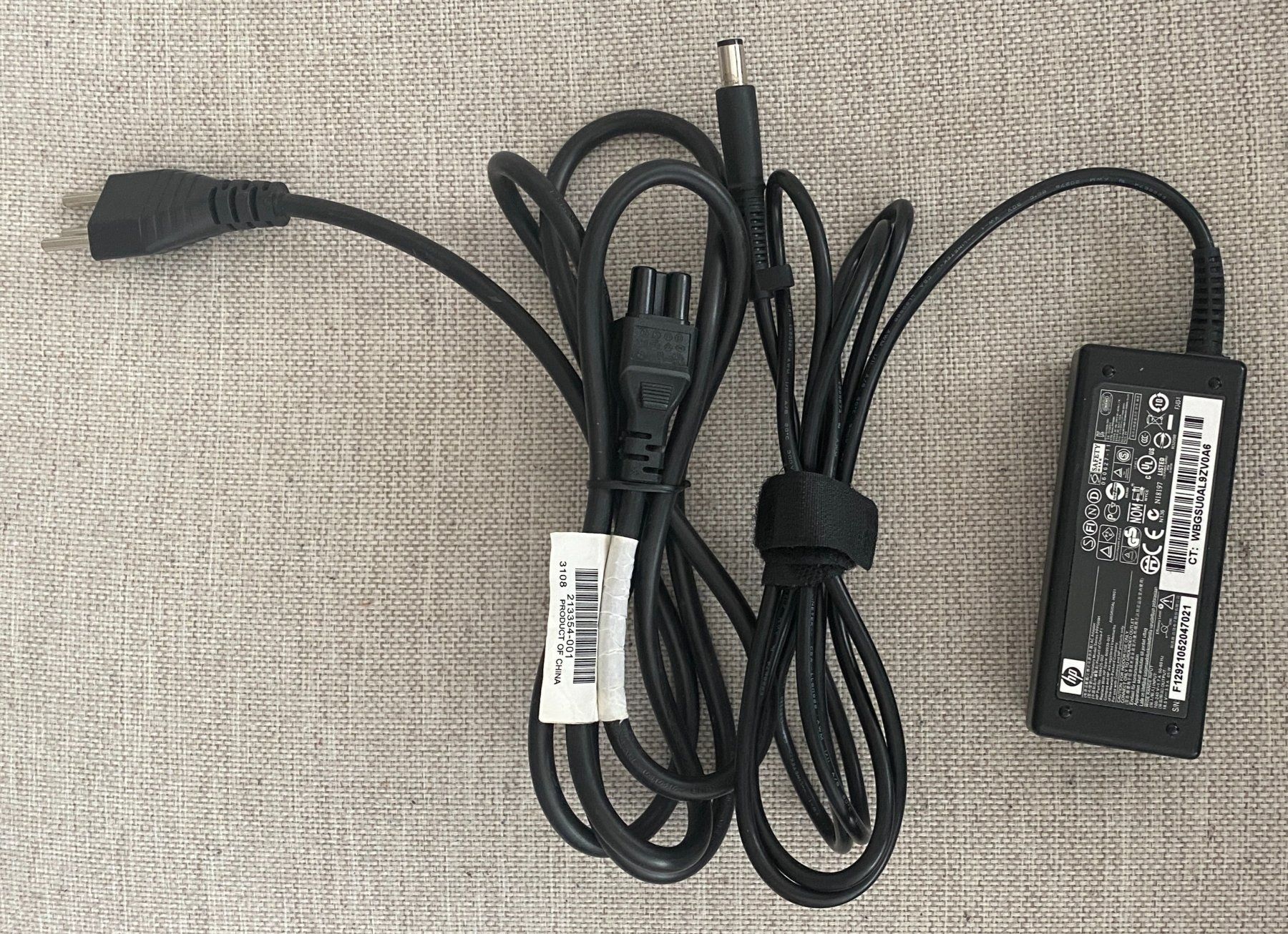 Hewlett Packard Ladegerät: HP Notebook 65W Netzteil, HP Laptop Stromadapter, 65 Watt – Gebraucht aus Winterthur von YaV