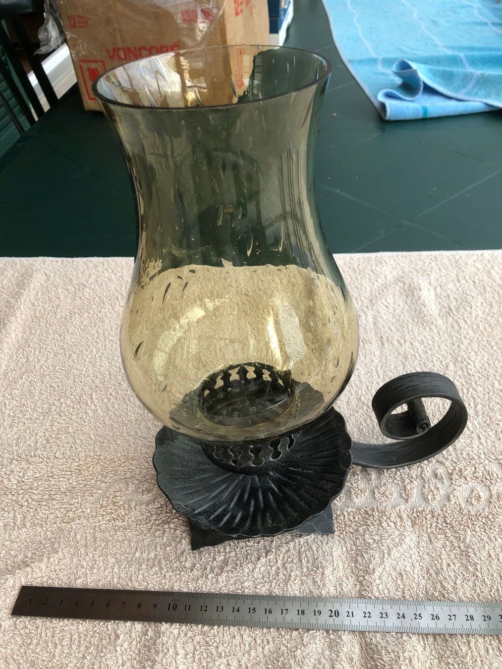 Kerzenständer: Bougeoir forme lampe à huile – Gebraucht aus Goumoens-la-ville von sfornallaz
