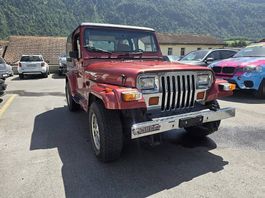 Jeep Wrangler 4.0L 6-Zylinder Benziner Laredo