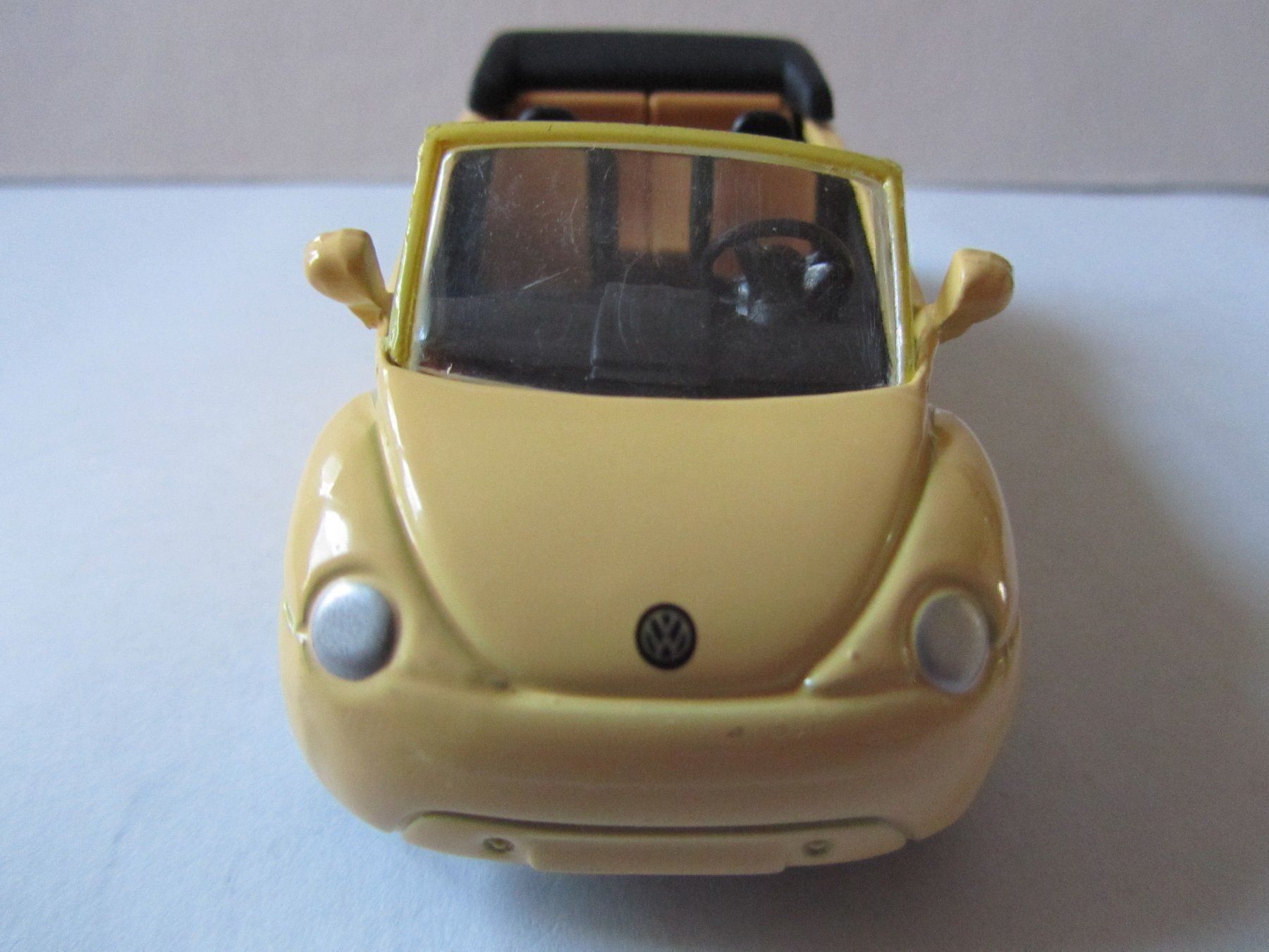 Volkswagen Modellini d'auto: VW Beetle Cabrio, new-ray, unbespielt – Usato da Weiningen ZH venduto da dietsch57 2