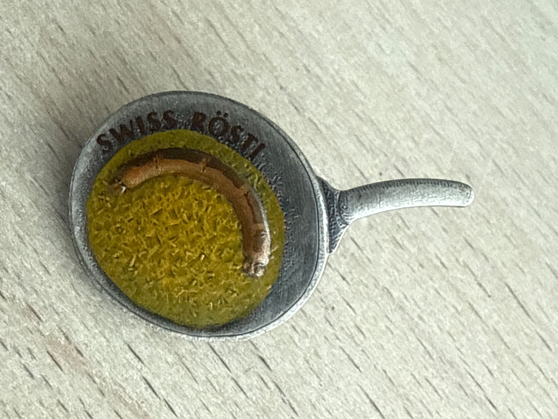 Placchette & Badge: Pin Swiss Rösti – Usato da Glattbrugg venduto da Schweigmatt