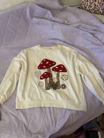 Pullover mit Pilz-Print Creme Grösse M guter Zustand
