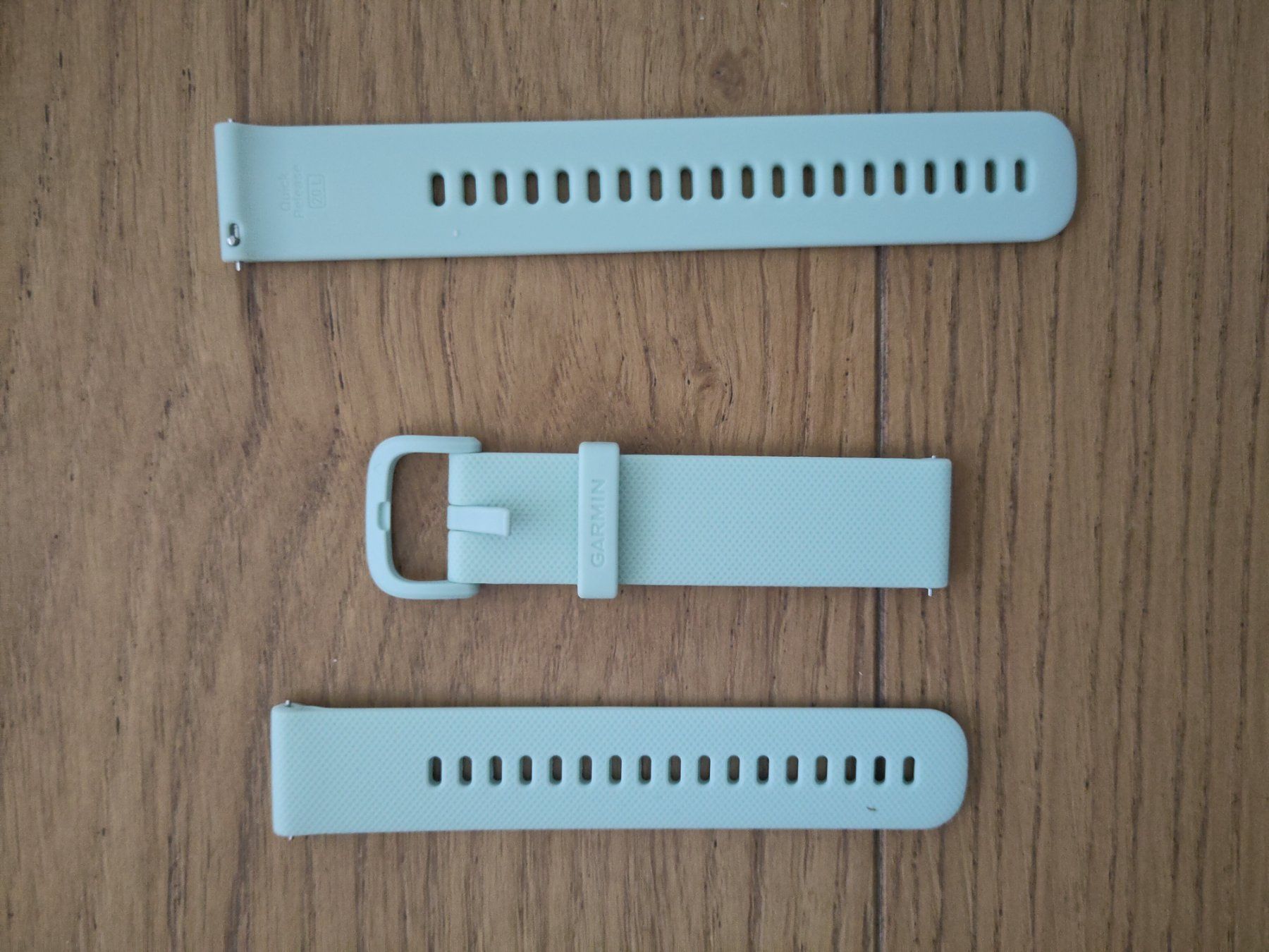 Armbänder & -reifen: Garmin Uhr Armband 20mm – Neu und originalverpackt aus Rotkreuz von Hallopferd_0 4