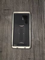 Robuste Alu-Hülle für Samsung S22 Ultra mit Ständer