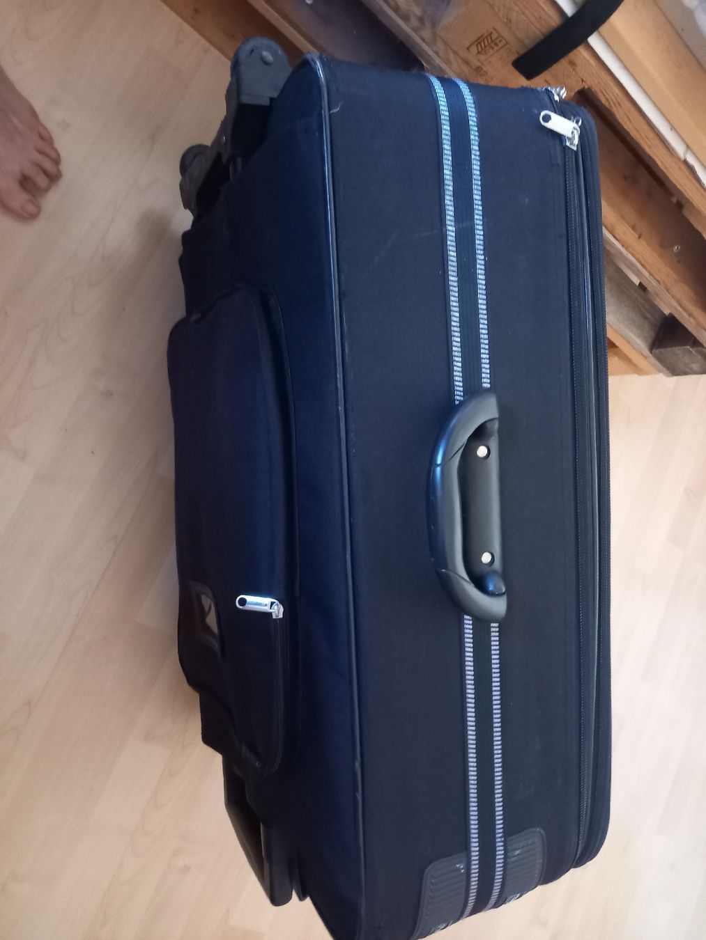 Valises de voyage: Rollkoffer – D'occasion à NIEDERBUCHSITEN par jut_lpv5 6