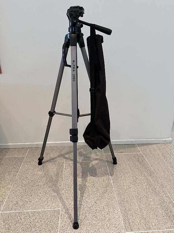 Stative & Köpfe: Stativ Cullmann Alpha 2500 – Gebraucht aus Zürich von Antonio03