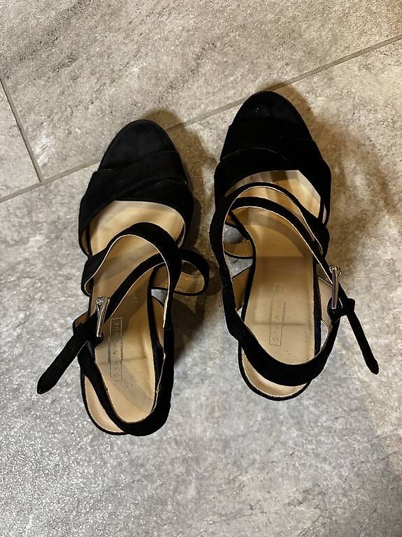 Scarpe da donna: High Heels schwarz – Usato da Malix venduto da sar_7wjr 3