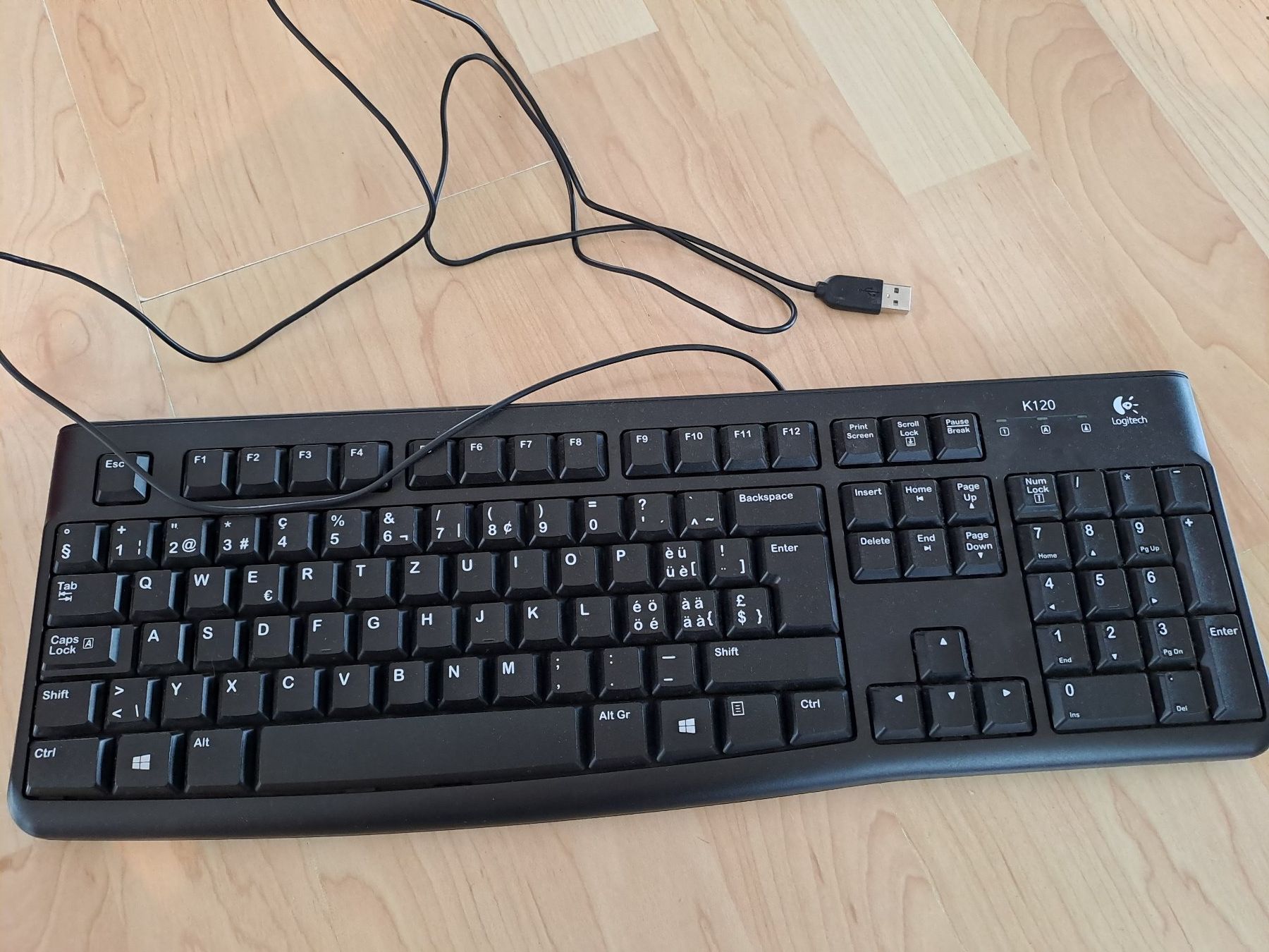 Logitech Tastiere: Logitech Tastatur K120 gebraucht – Usato da Glashütten venduto da Schwebefisch