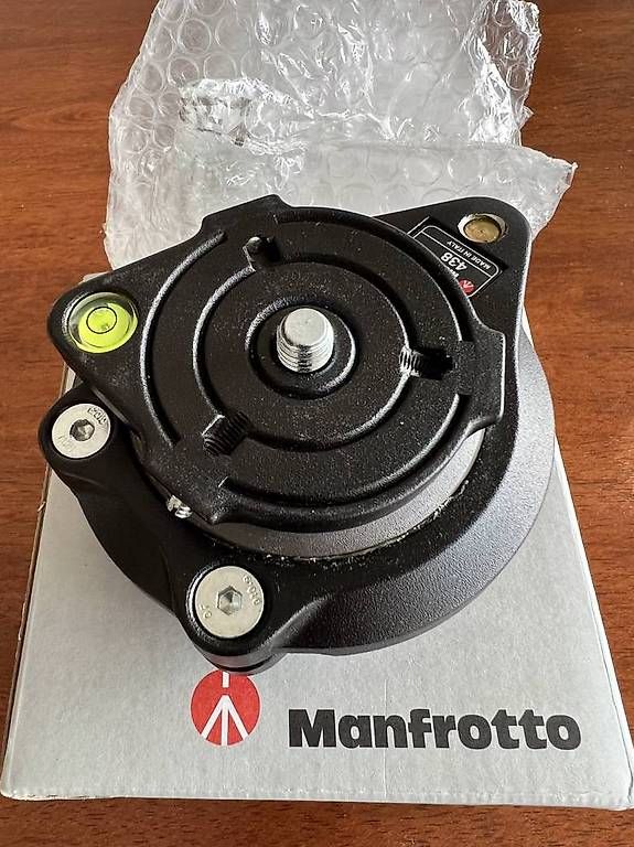 Manfrotto Altri Accessori: Manfrotto 438 Nivellierkopf. – Usato da Lutry venduto da Tim3573 1