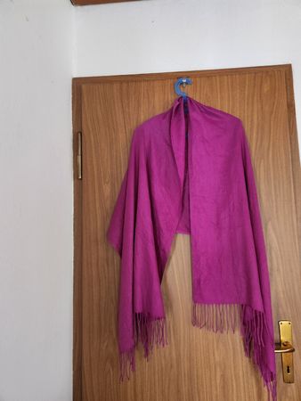 Foulard violet cachemire taille unique avec défaut