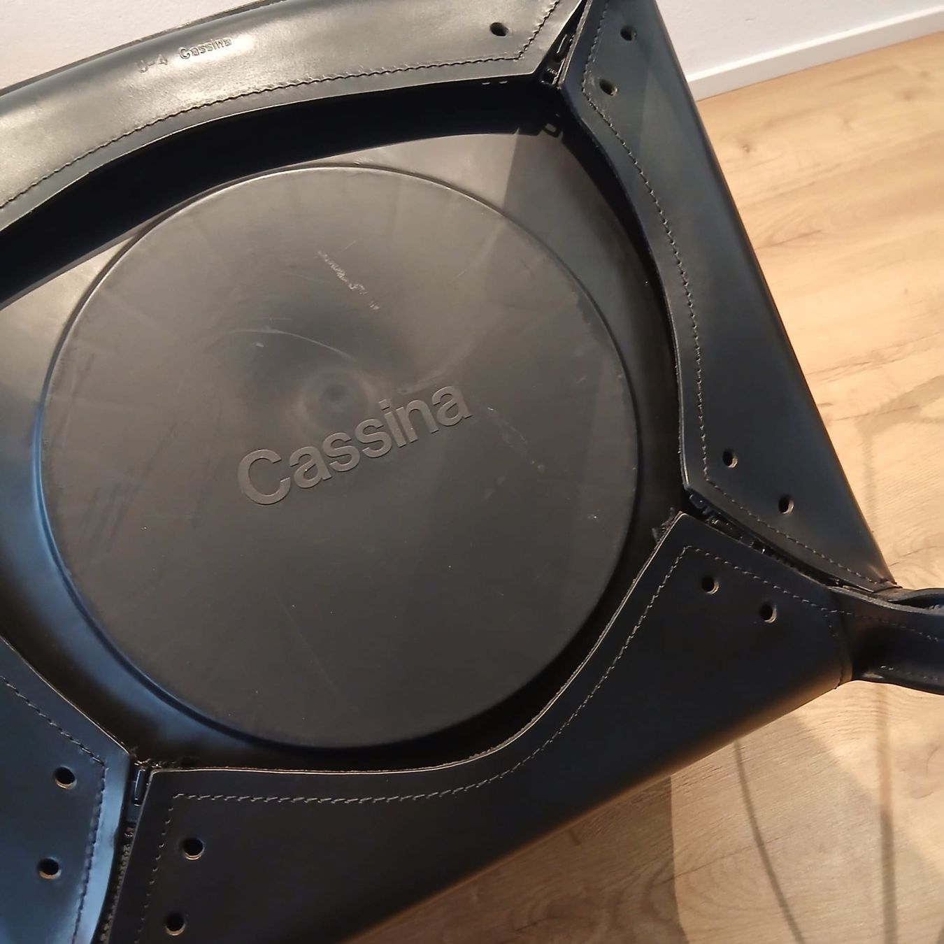 Cassina Sedie: 2x Cassina CAB 413 Mario Bellini – Usato da Oberurnen venduto da SH2025 2