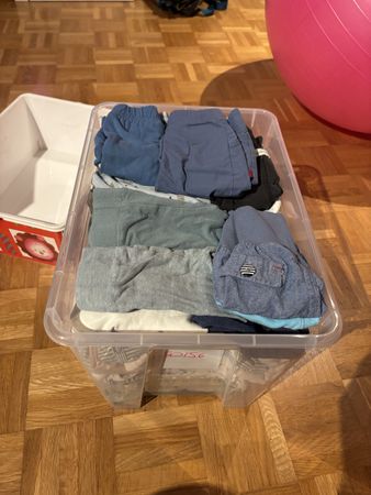 Kleiderpaket grösse 50/56