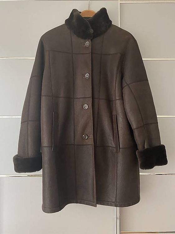 Ledermantel Knielang mit Lammfell Grösse 40/L (D'occasion) à
