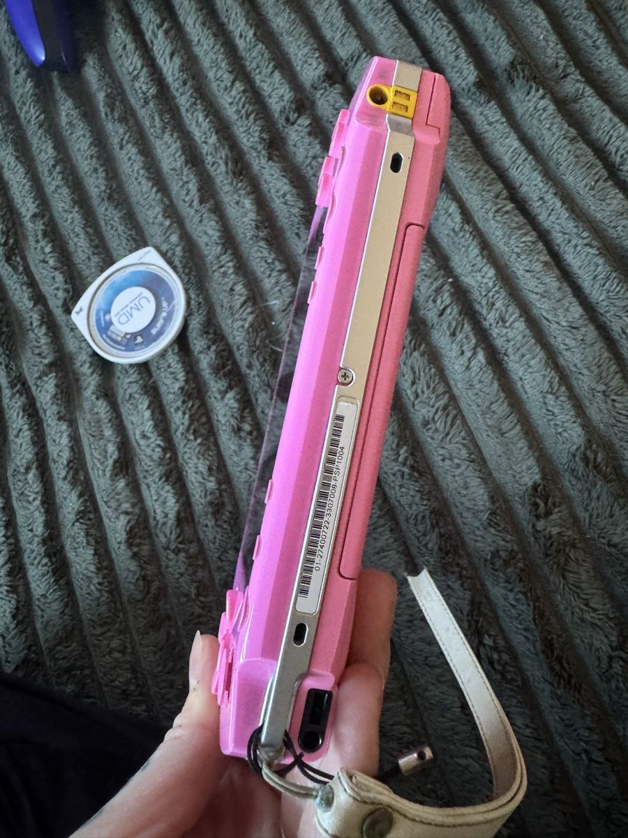 Sony Console: PSP, Pink Edition – Usato da Rüti ZH venduto da Mysticphoenix.mel 6
