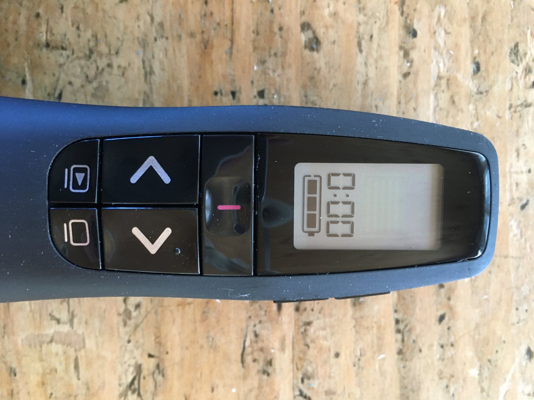 Logitech Souris: LOGITECH Professional Presenter R700 (Laser Pointer) – D'occasion à Hinwil par RomRay 2