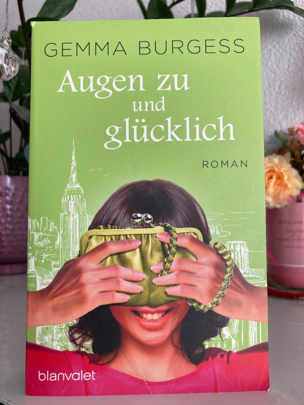 Bücher: Augen zu und glücklich  ROMAN – Gebraucht aus Frauenfeld von AlphaCentauri369