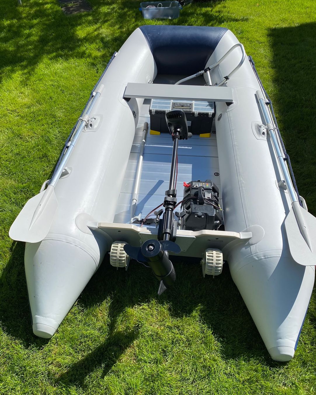 Yam Barche: Schlauchboot mit Benzinmotor 6PS und Elektromotor – Usato da Stallikon venduto da groetzyric 2
