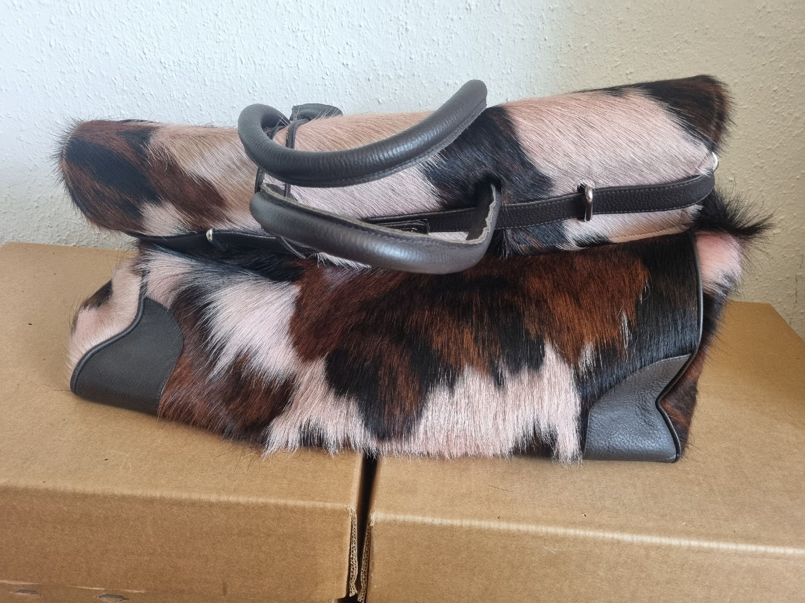 Taschen für Damen: MUCCA PAZZA LIMITED EDITION TASCHe – Gebraucht aus Schaffhausen von Leveron13 7