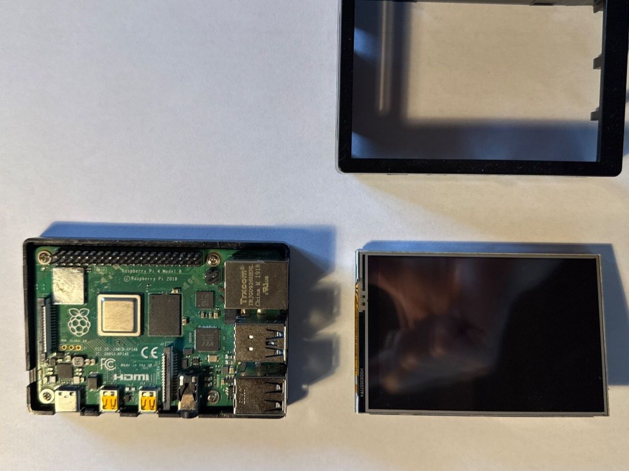 Raspberry Pi 4 Model B 4GB mit Display - Top Zustand! (Gebraucht) in ...