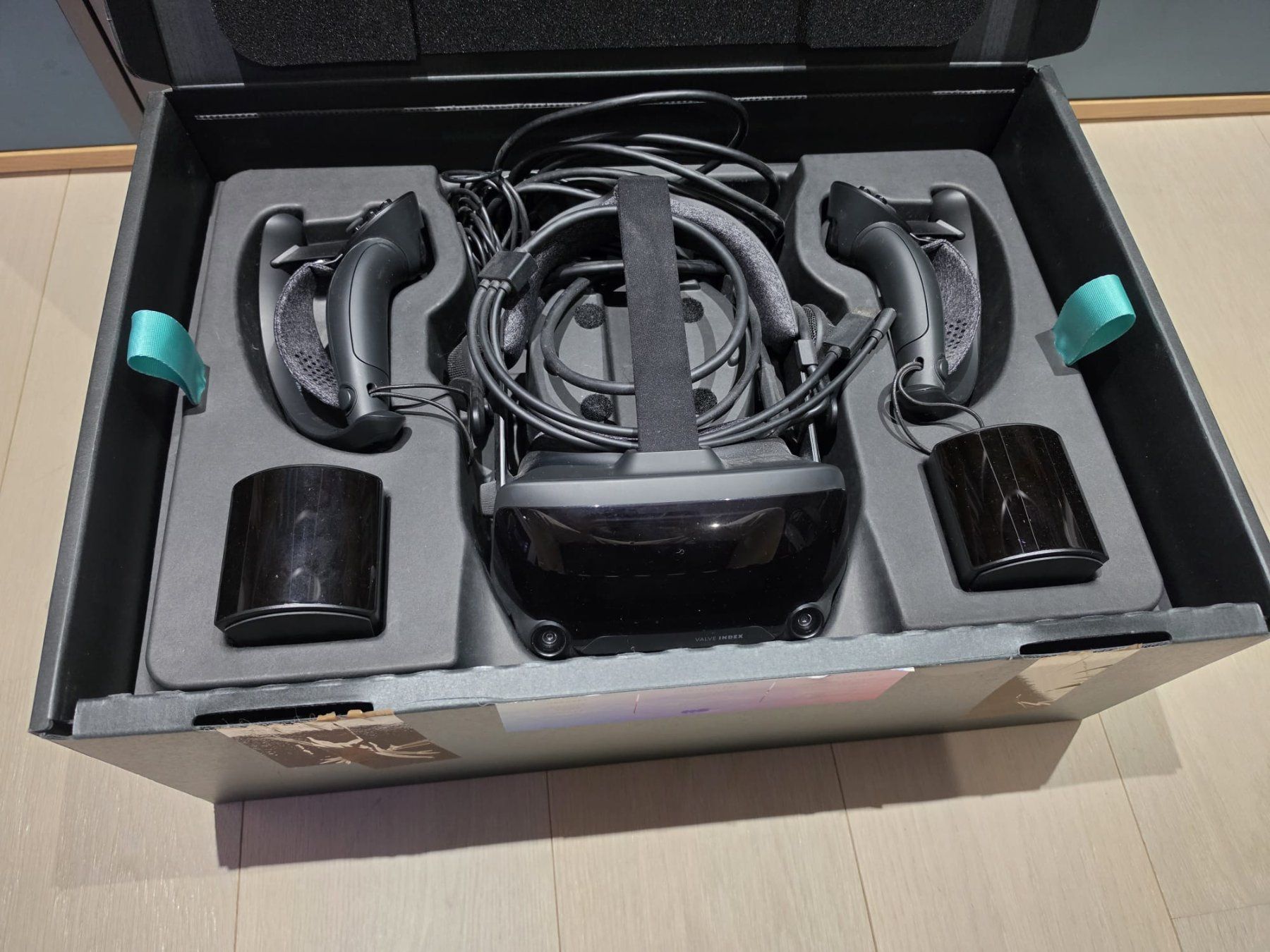 Valve Casque VR: Valve Index Casque VR complet avec manettes et stations. – D'occasion à Vandoeuvres par AngryDoc 1