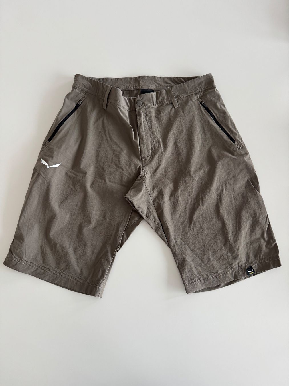 Salewa Pantaloni: Salewa Wandershorts – Usato da Domat/Ems venduto da cowi
