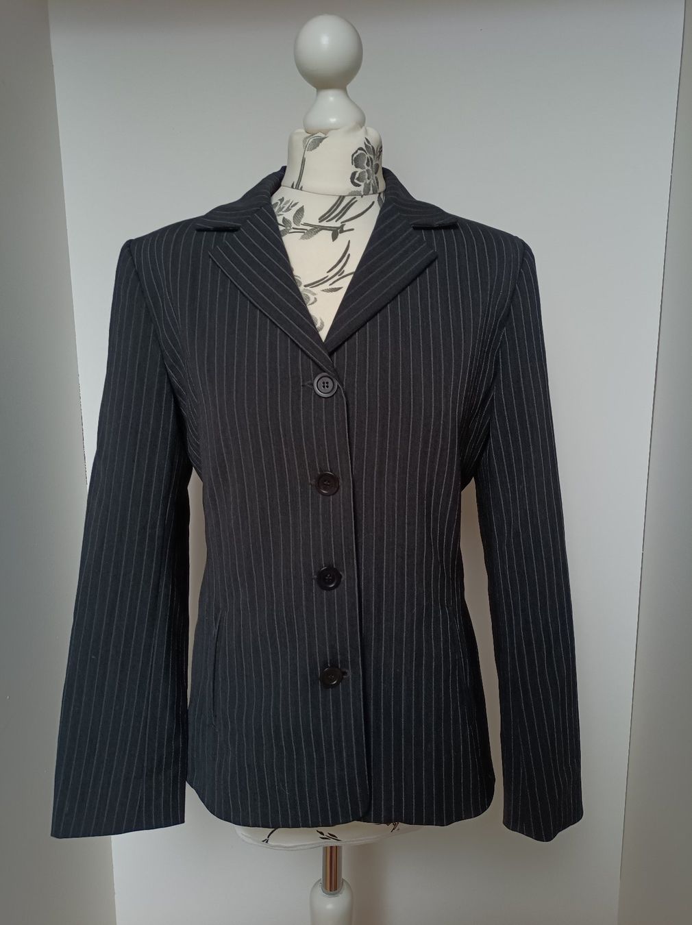 Giacche: Leichter Blazer von "Dimension" mit Nadelstreifen – Usato da Peccia venduto da LillyMarie98 1