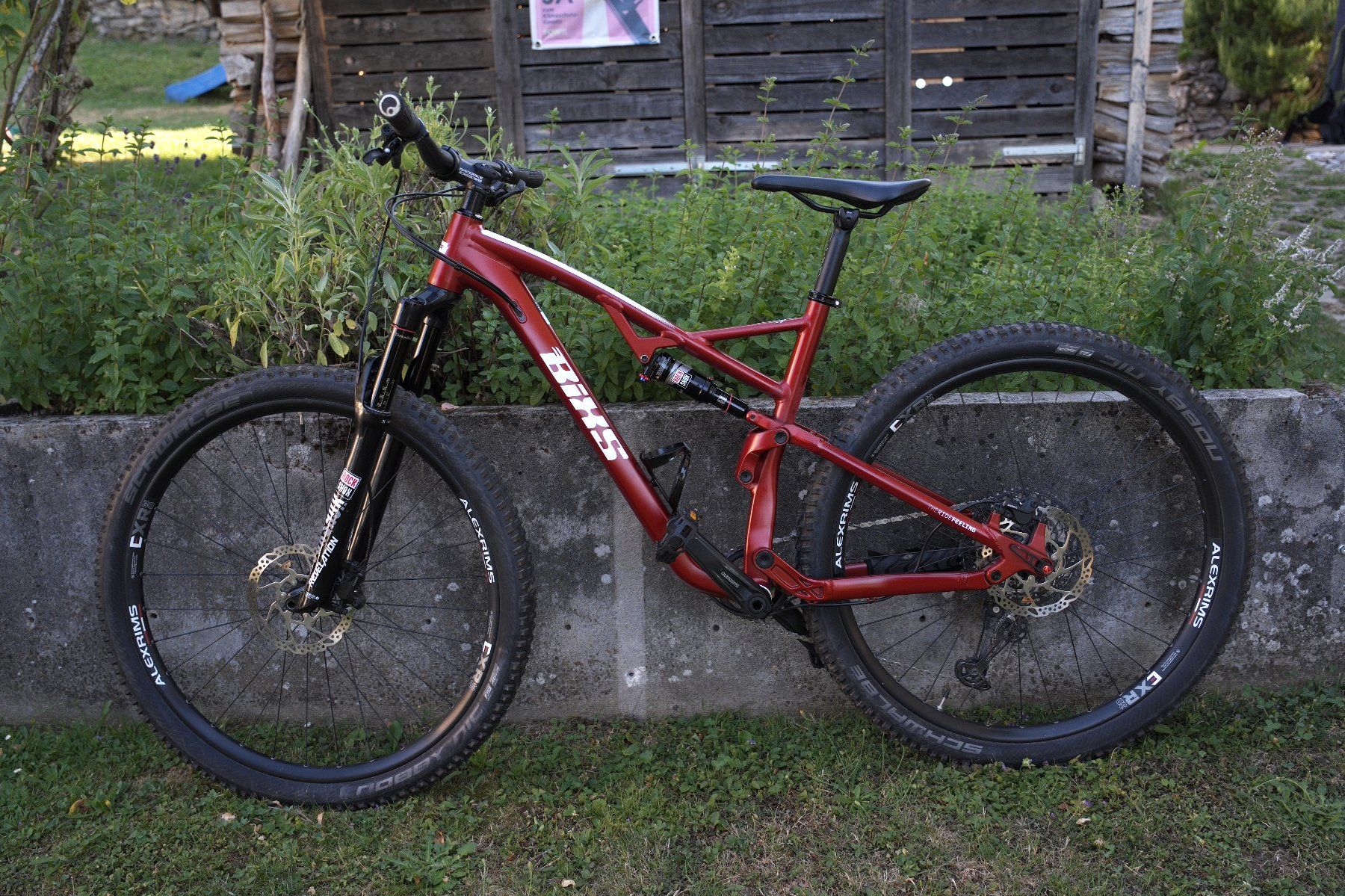Bixs Vélos: Bixs Sign 320 Fully Mountainbike – D'occasion à Spiez par nir_7n58 1