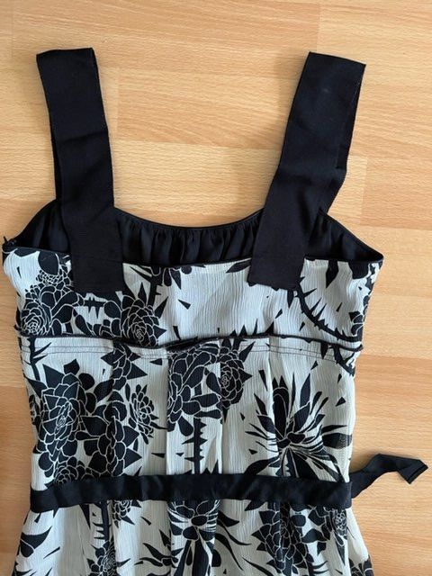 Kleider: Elegantes Kleid Gr 34 cue – Gebraucht aus Wabern von adamovski 3