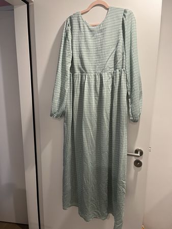 LCKCandi Kleid Gr. L, Rückenfreies Sommerkleid Mintgrün gest