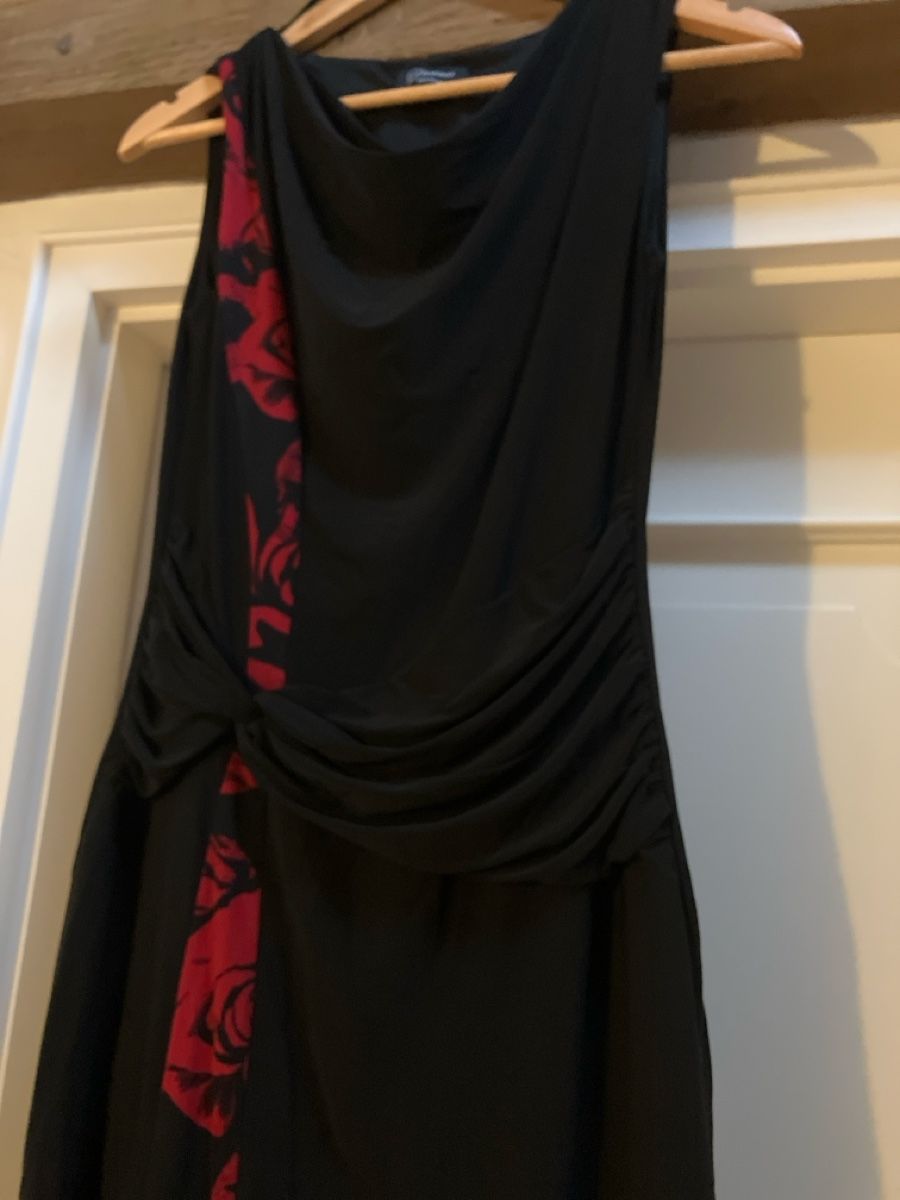 Vestiti: Kleid mit Wasserfallausschnitt – Nuovo (secondo la descrizione) da Dielsdorf venduto da Der_baer 2