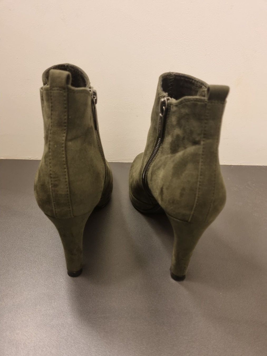 Tamaris Damenschuhe: Ankle boots – Gebraucht aus Lugano von Desrock 1