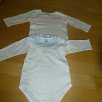 2 x Baby-Body, langarm mit Zier-Kragen