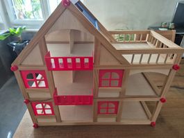 Puppenhaus Holz mit Balkonen