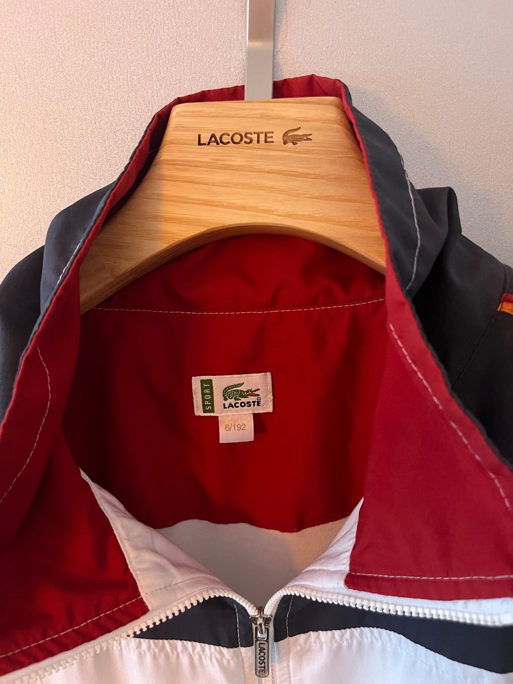 Giacche: Lacoste Trainingsjacke Weiss – Usato da Bern venduto da leokislig 3
