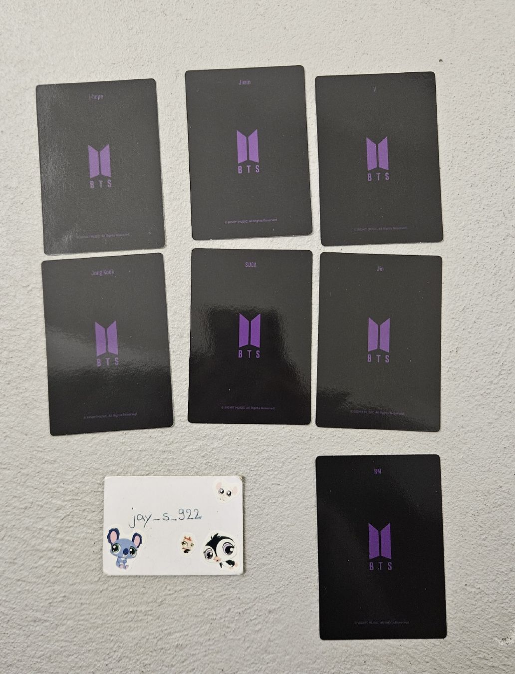 Sammelbilder & Trading cards: BTS Merch Box 6 Photocards – Gebraucht aus Kloten von Jay_s_922 1