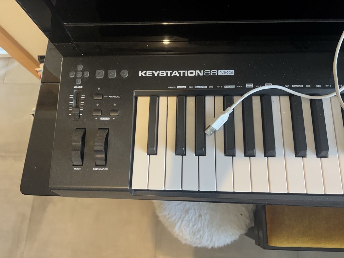 M-Audio Strumenti musicali: M-Audio Keystation 88 MK3 - Clavier MIDI – Usato da Montana venduto da chr_ymz7