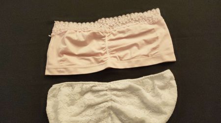 Bustier Set, Weiss und Rosa mit Spitzen Grösse S / M