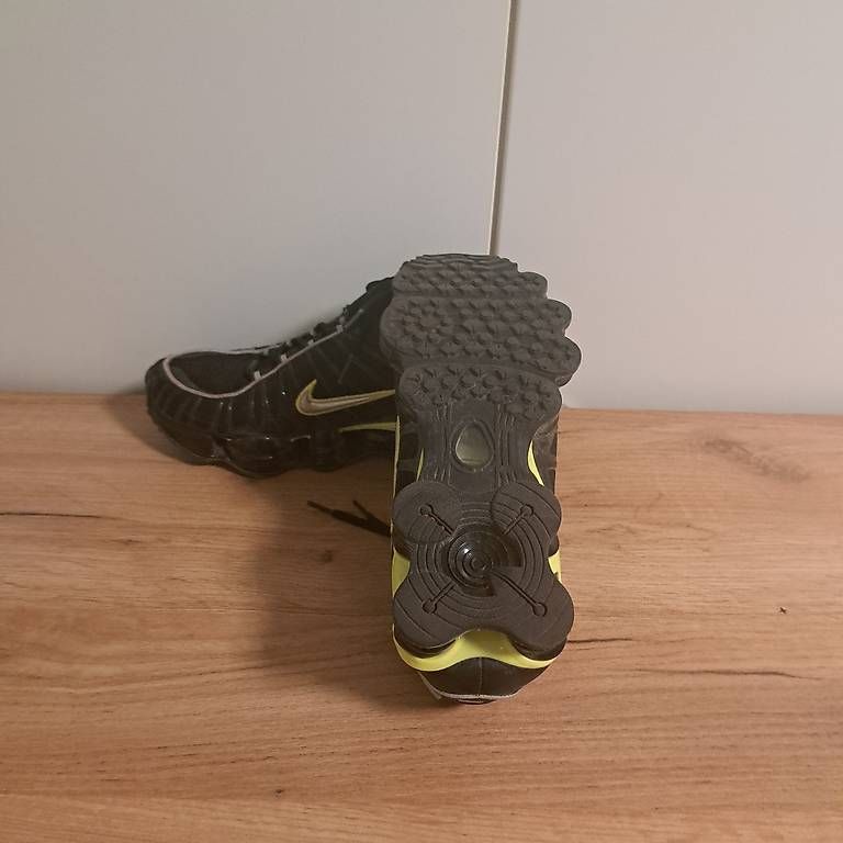Scarpe da uomo: Nike Shox 40.5 – Usato da Neftenbach venduto da sam_jbb5 3