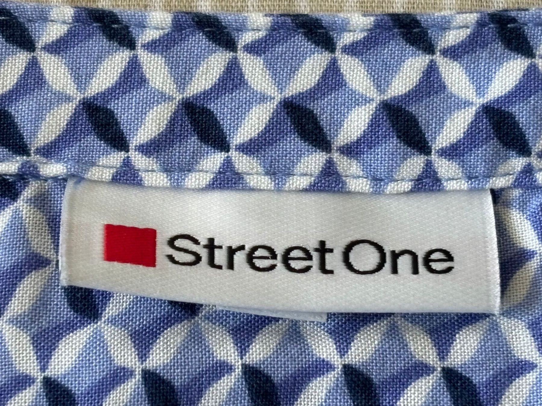 Chemisiers: Street One Bluse – D'occasion à Emmenbrücke par gar_xds2 2