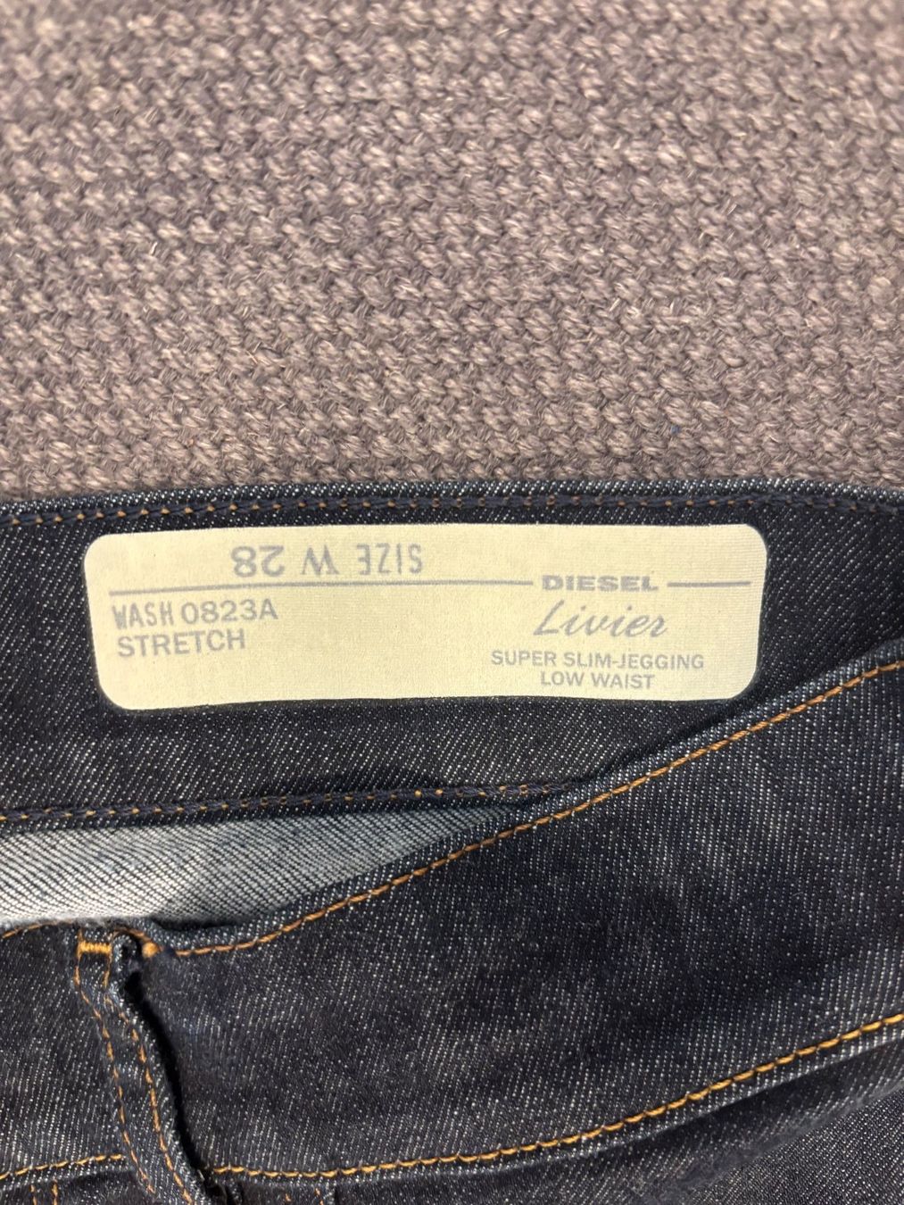 Diesel Jeans: Jeans Diesel Original – Usato da Menzingen venduto da tantar 4